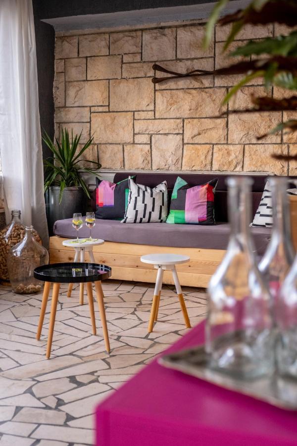Apartment Lota With Heated Pool On Top Location Supetar Exteriör bild